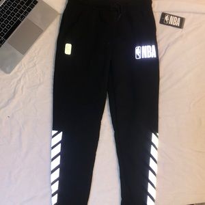 boys NBA licensed apparel black joggers NEW